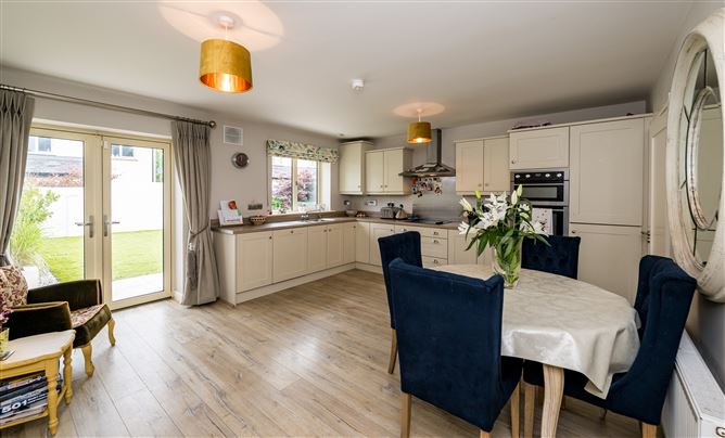 5 Cois Glaisin Crescent, Navan, Meath