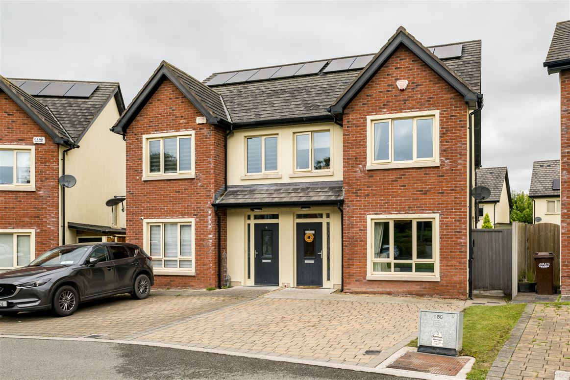 5 Cois Glaisin Crescent, Navan, Meath
