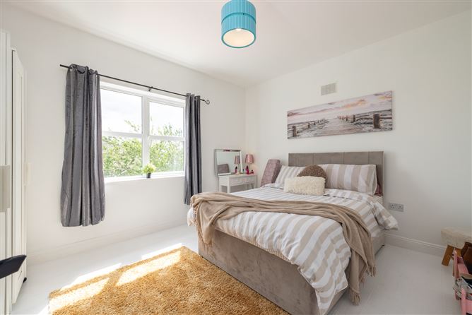 13 Castle Park, Piercestown, Piercestown, Wexford