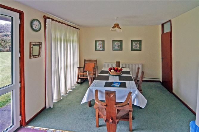 3 Bed in Oughterard,Oughterard,  Galway