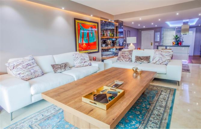 {name:Malaga, codeiso:MA}, Marbella, Marbella Golden Mile, Las Lomas del Marbella Club, Spain - COSTA-01246P