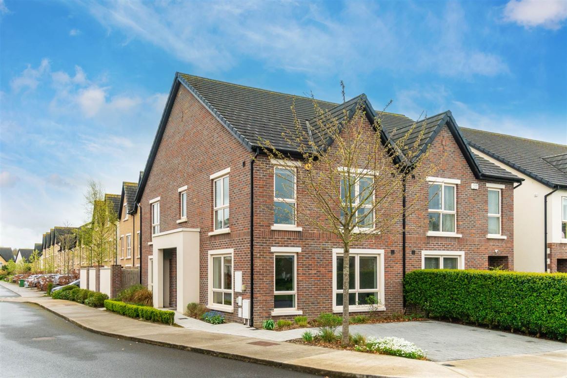 10 Oak Park Square, Oak Park, Naas, County Kildare