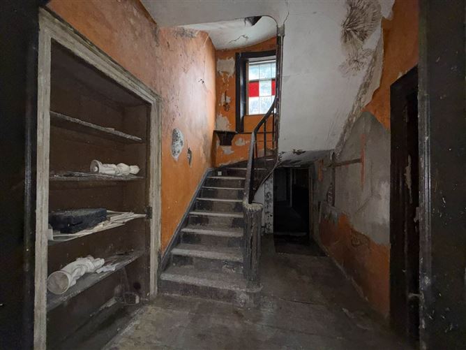 Photo 15 of 18 — 6 Wolfe Tone Street, Clonmel, County Tipperary