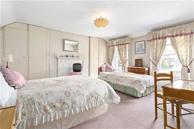 Stonehaven, 9 Claremont Road, Sandymount, Dublin 4
