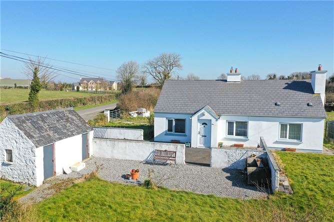 Main image for Cottage On 1.3 Acres,Rathbeg,Gortnahoe,Thurles,Co. Tipperary
