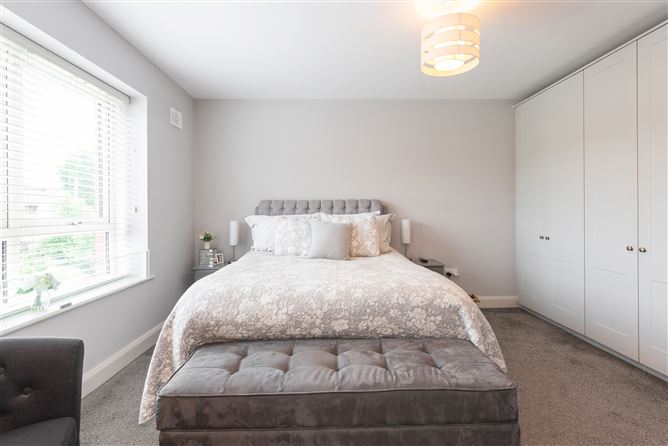6 Ely Square, Rathfarnham, Dublin 14