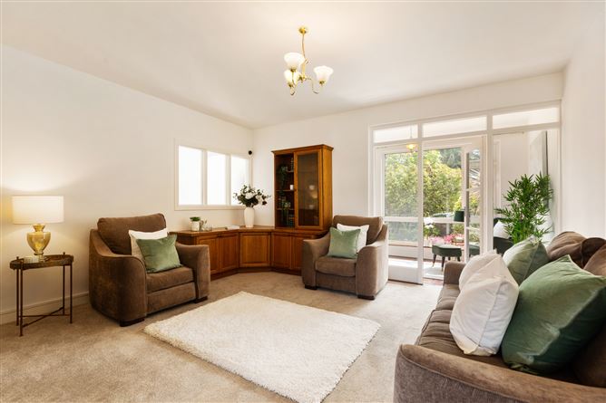 30 Beech Park Drive, Foxrock, Dublin 18