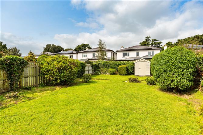 30 Beech Park Drive, Foxrock, Dublin 18