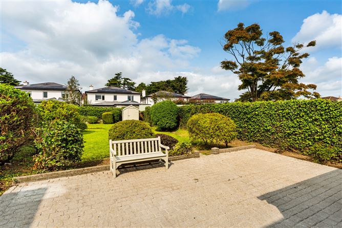 30 Beech Park Drive, Foxrock, Dublin 18