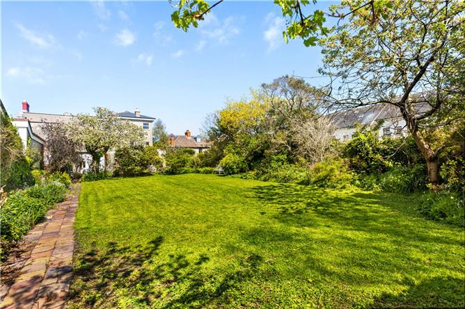 Sandycove House, Sandycove Road, Sandycove, Co. Dublin