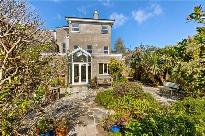 Sandycove House, Sandycove Road, Sandycove, Co. Dublin