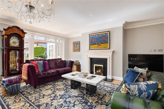 11 Hollybrook, Brighton Road, Foxrock, Dublin 18