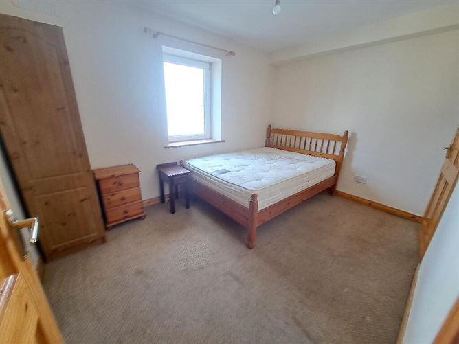 1 Library Corner, Manorhamilton, Leitrim