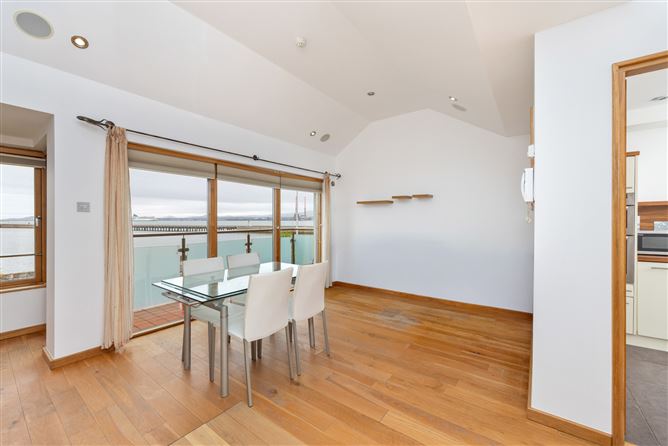 Photo 9 of 18 — 7 Bruach Na Mara, 187 Seafield Road East, Clontarf, Dublin 3