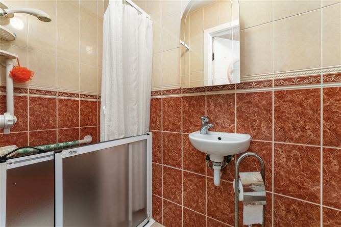 11 Barry Drive, Finglas, Dublin 11