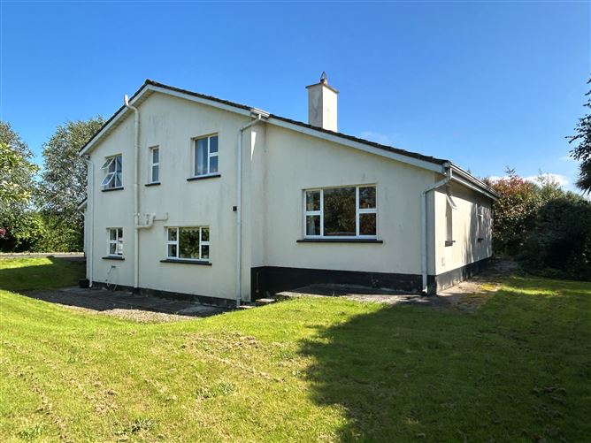 Photo 28 of 35 — 'Crofton' Garrynatineel, Ballina, Tipperary