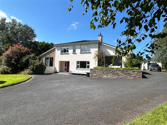 Photo 25 of 35 — 'Crofton' Garrynatineel, Ballina, Tipperary