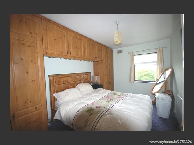 Donomore Avenue, Killinarden, Tallaght,   Dublin 24