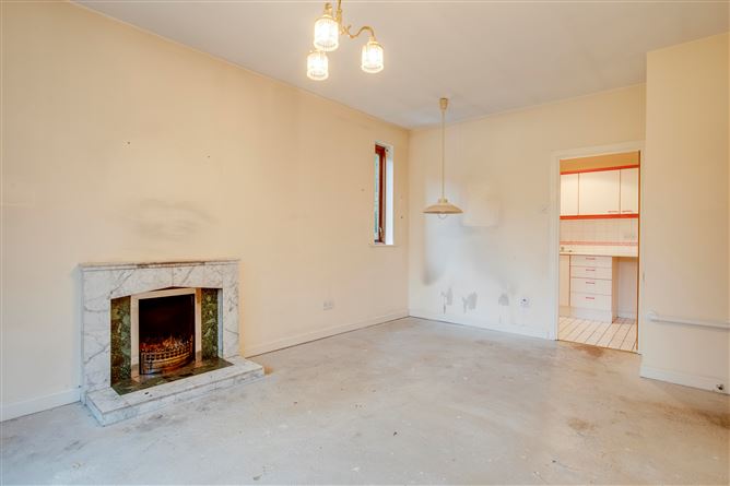 33 The Castlelands, Castleside Drive, Rathfarnham, Dublin 14