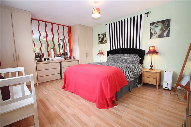 1 Kiltipper Rise, Kiltipper, Tallaght, Dublin 24