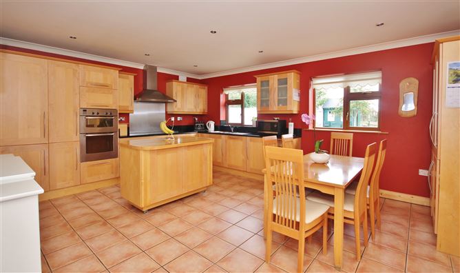 Hillview, 3A Monastery Cottages, Enniskerry, Wicklow