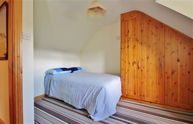 Hillview, 3A Monastery Cottages, Enniskerry, Wicklow