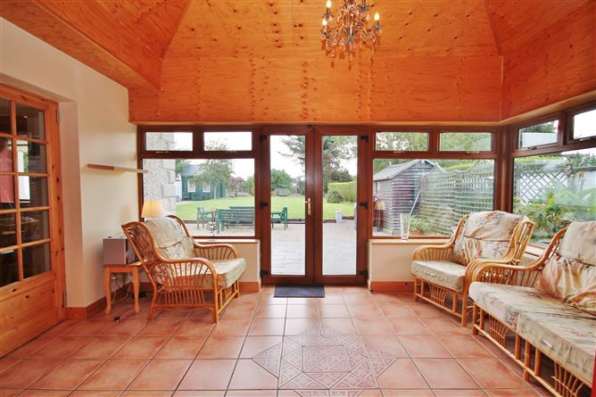 Hillview, 3A Monastery Cottages, Enniskerry, Wicklow