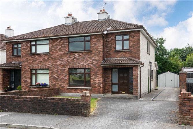 2 Hawthorn Crescent, Creagh, Ballinasloe, County Galway H53 P3X2