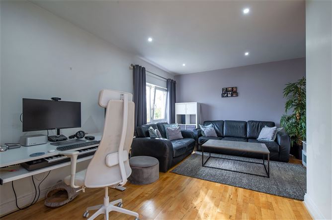 8 The Grove, Old Course, Mallow, Co. Cork