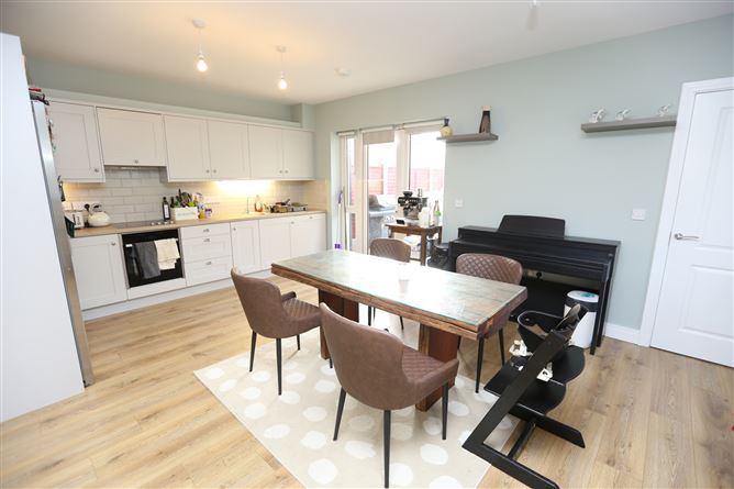 7 Maydenhayes Lodge, Donacarney, Co. Meath