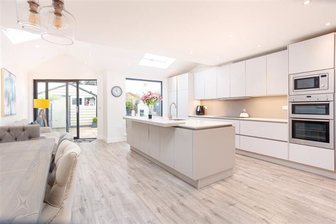 86 Castle Riada Avenue, Lucan, Dublin