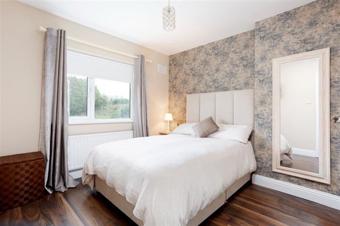 86 Castle Riada Avenue, Lucan, Dublin