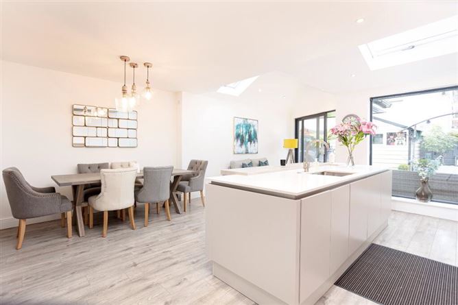 86 Castle Riada Avenue, Lucan, Dublin