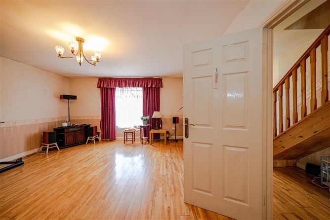 2 Turnapin Grove , Cloghran, Dublin