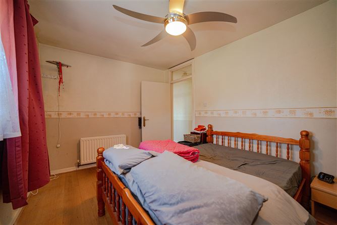 2 Turnapin Grove , Cloghran, Dublin