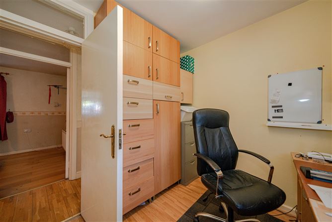 2 Turnapin Grove , Cloghran, Dublin