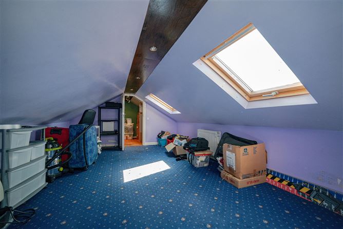2 Turnapin Grove , Cloghran, Dublin
