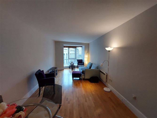 21 Adelaide Square, Whitefriar Street, Dublin 8, South City Centre, Dublin 8