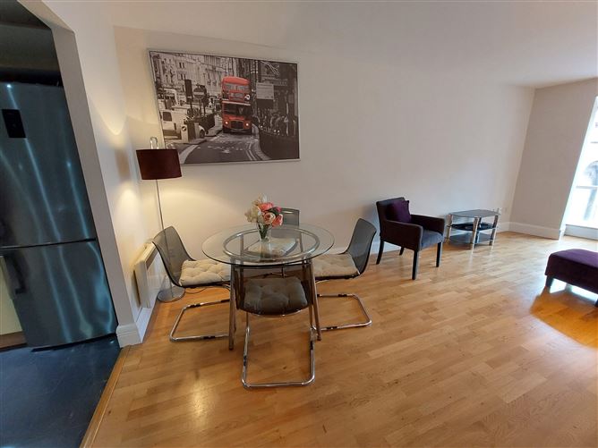 21 Adelaide Square, Whitefriar Street, Dublin 8, South City Centre, Dublin 8