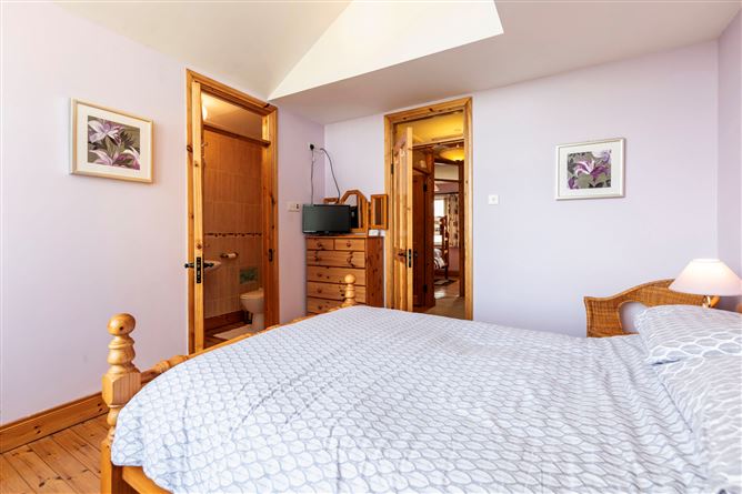 6 Shepherds Walk, Duncannon, Co. Wexford