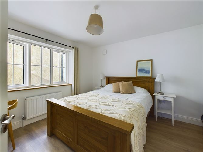 72 Cluain Larach, Knockenduff, Tramore, Waterford