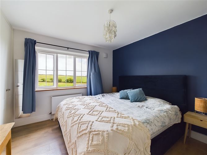 72 Cluain Larach, Knockenduff, Tramore, Waterford