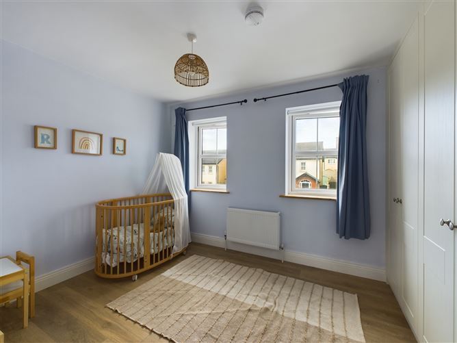 72 Cluain Larach, Knockenduff, Tramore, Waterford