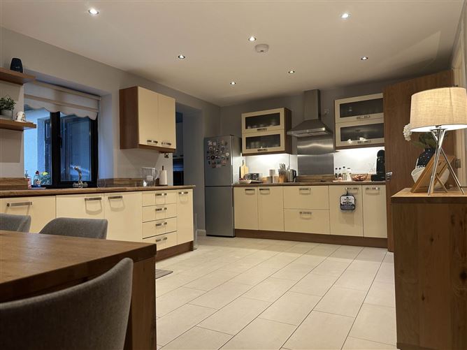 12 Greenfields, Lanesborough Road, Roscommon, County Roscommon