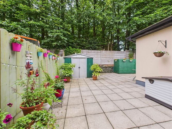 12 Greenfields, Lanesborough Road, Roscommon, County Roscommon
