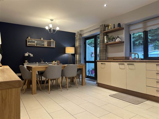 12 Greenfields, Lanesborough Road, Roscommon, County Roscommon
