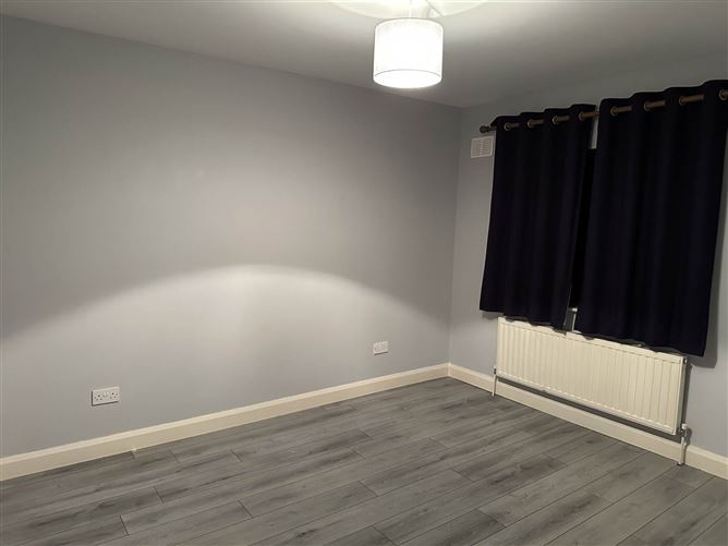 12 Greenfields, Lanesborough Road, Roscommon, County Roscommon