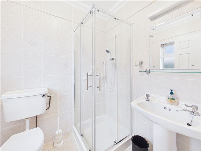 Corraclor Lodge, Barrybeg, Hill of Berries, Athlone, Co. Roscommon