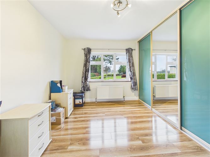 Corraclor Lodge, Barrybeg, Hill of Berries, Athlone, Co. Roscommon