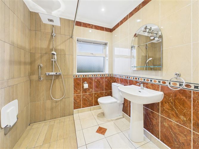 Corraclor Lodge, Barrybeg, Hill of Berries, Athlone, Co. Roscommon